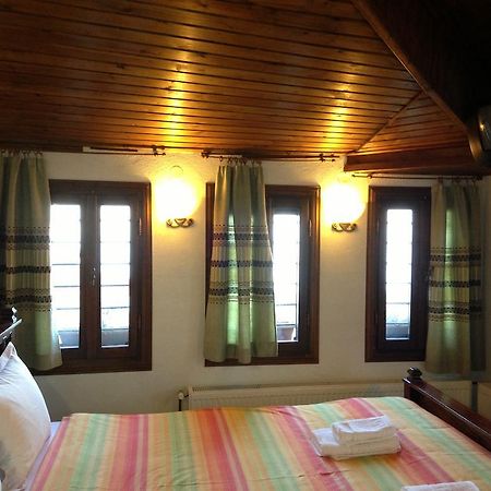 Guesthouse Eleni Палеос-Пантелеймонас Екстер'єр фото